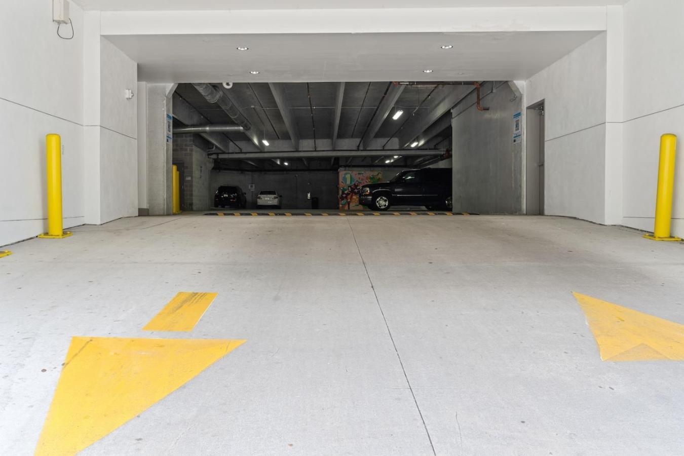 Tropicana Field 2 Bed In Dwtwn With Free Parking Apartment St. Petersburg Exterior photo
